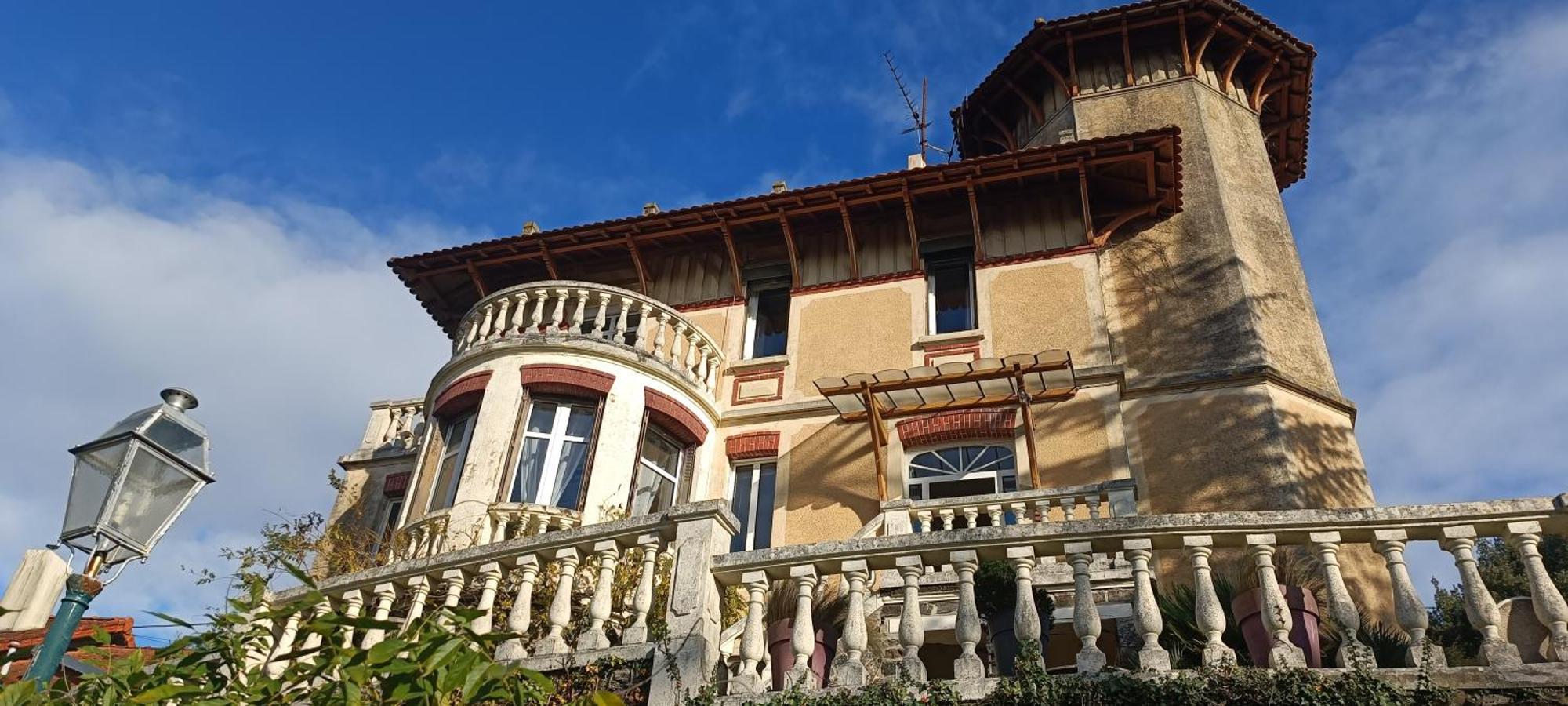 Gite De Charme Atypique Vue Panoramique Montrevault Exterior foto